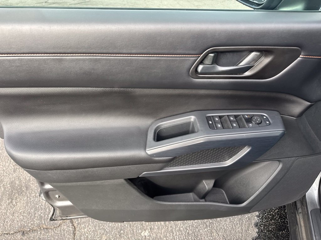 Used 2024 Nissan Pathfinder Rock Creek AWD/4WD image 23
