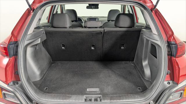 Used 2021 Hyundai Kona SE image 18