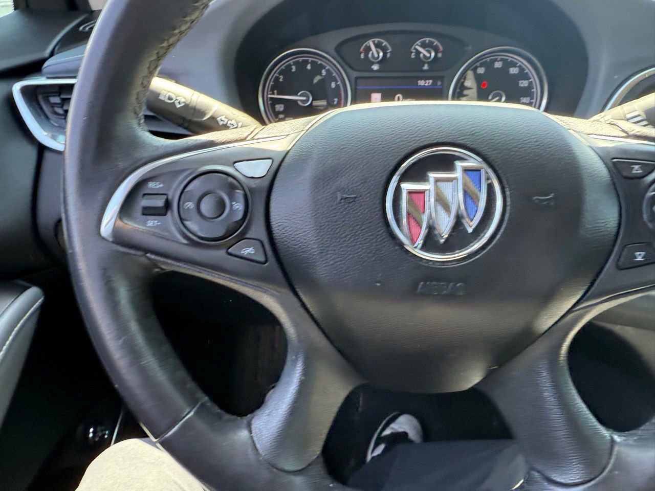 Used 2020 Buick Enclave Essence w/ Sound and Sites Package FWD image 19