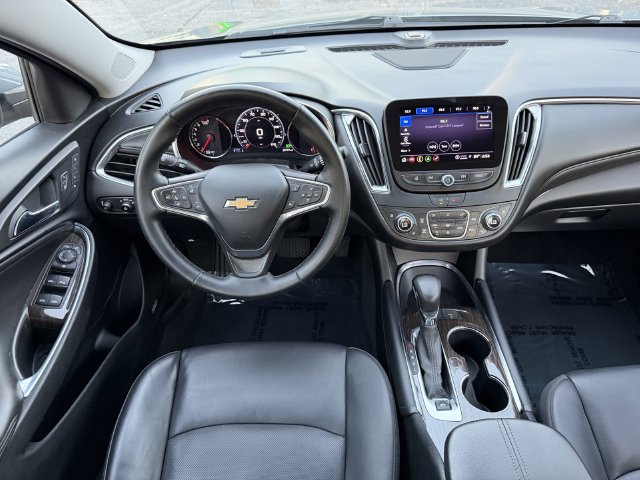 Used 2024 Chevrolet Malibu LT FWD image 30