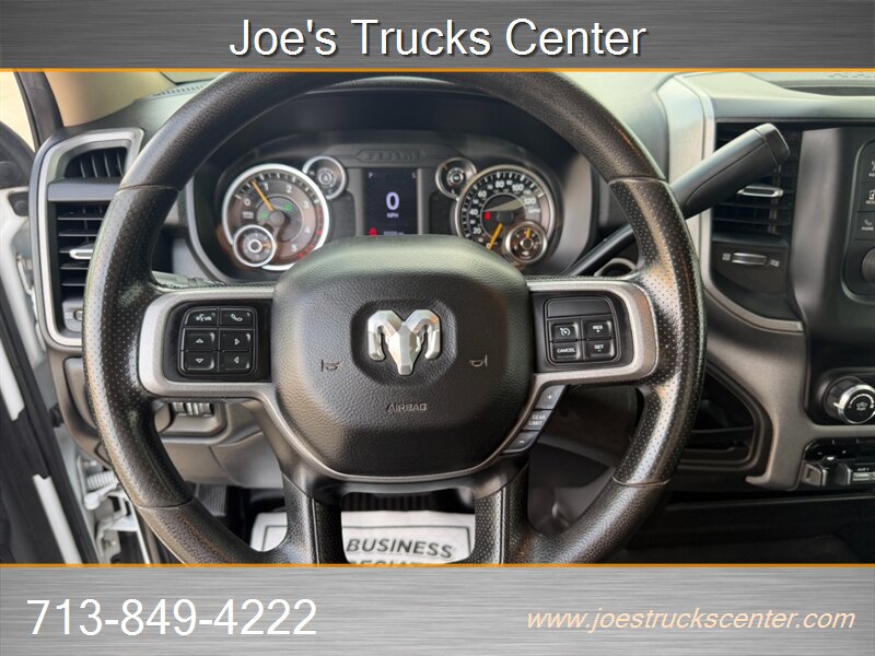 Used 2020 RAM 3500 Tradesman w/ Chrome Appearance Group RWD image 18