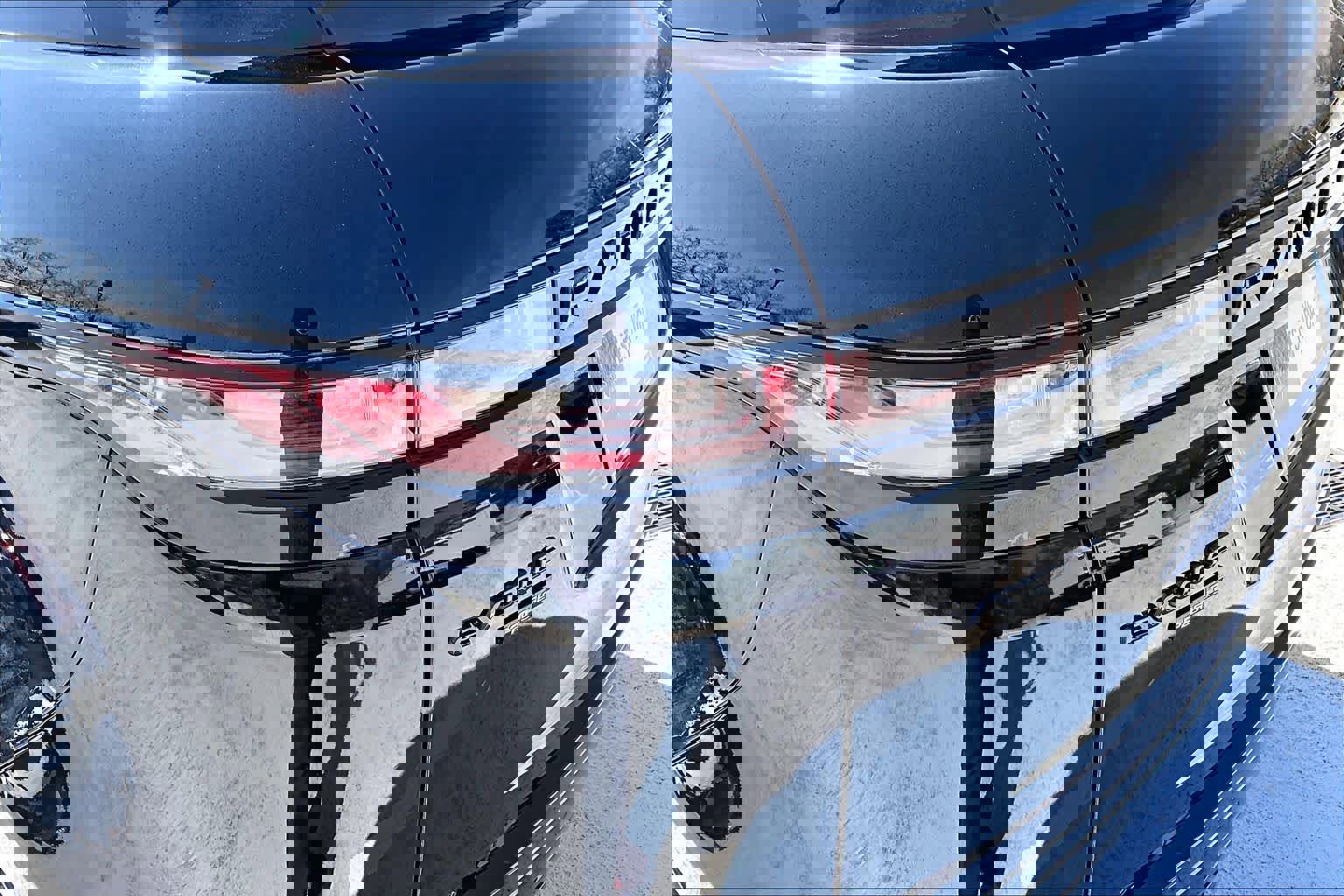 Used 2020 Land Rover Range Rover Evoque SE image 29