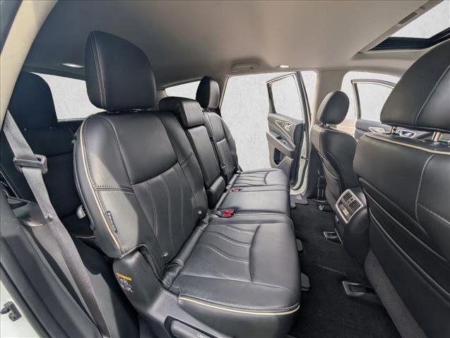 Used 2019 INFINITI QX60 Luxe w/ Essential Package image 21