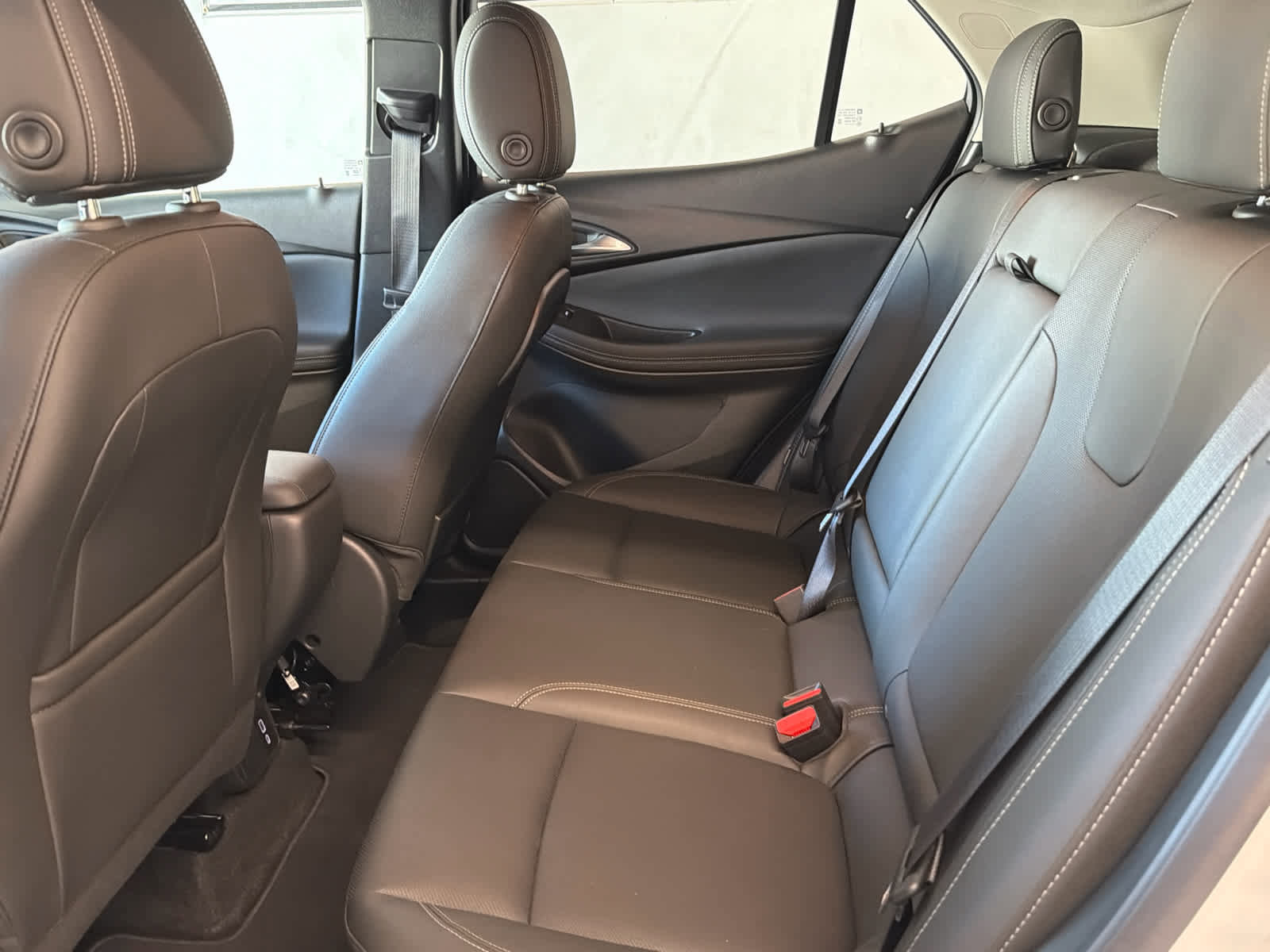 Used 2024 Buick Encore GX Sport Touring w/ Comfort Package image 20