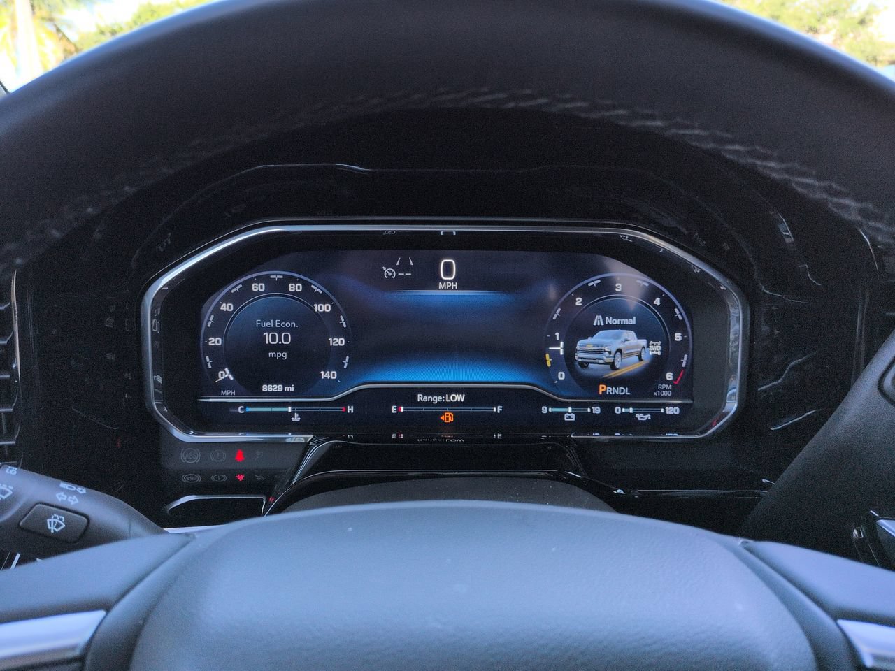 Used 2025 Chevrolet Silverado 1500 LT AWD/4WD image 28