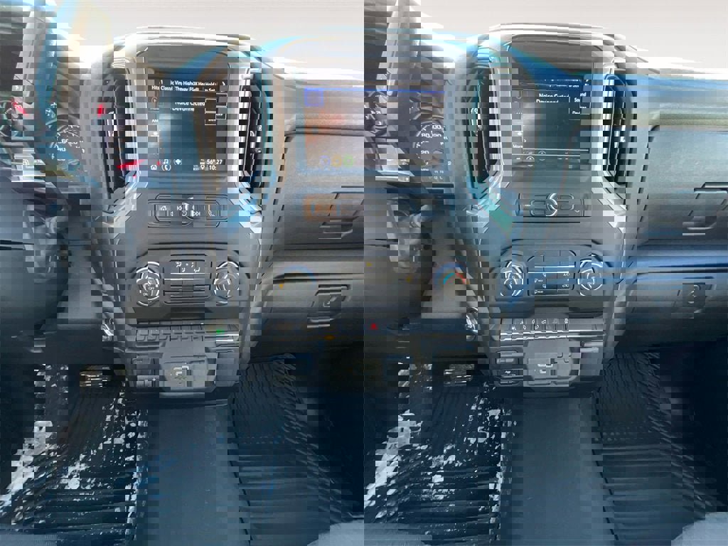 Used 2023 Chevrolet Silverado 1500 Custom image 11