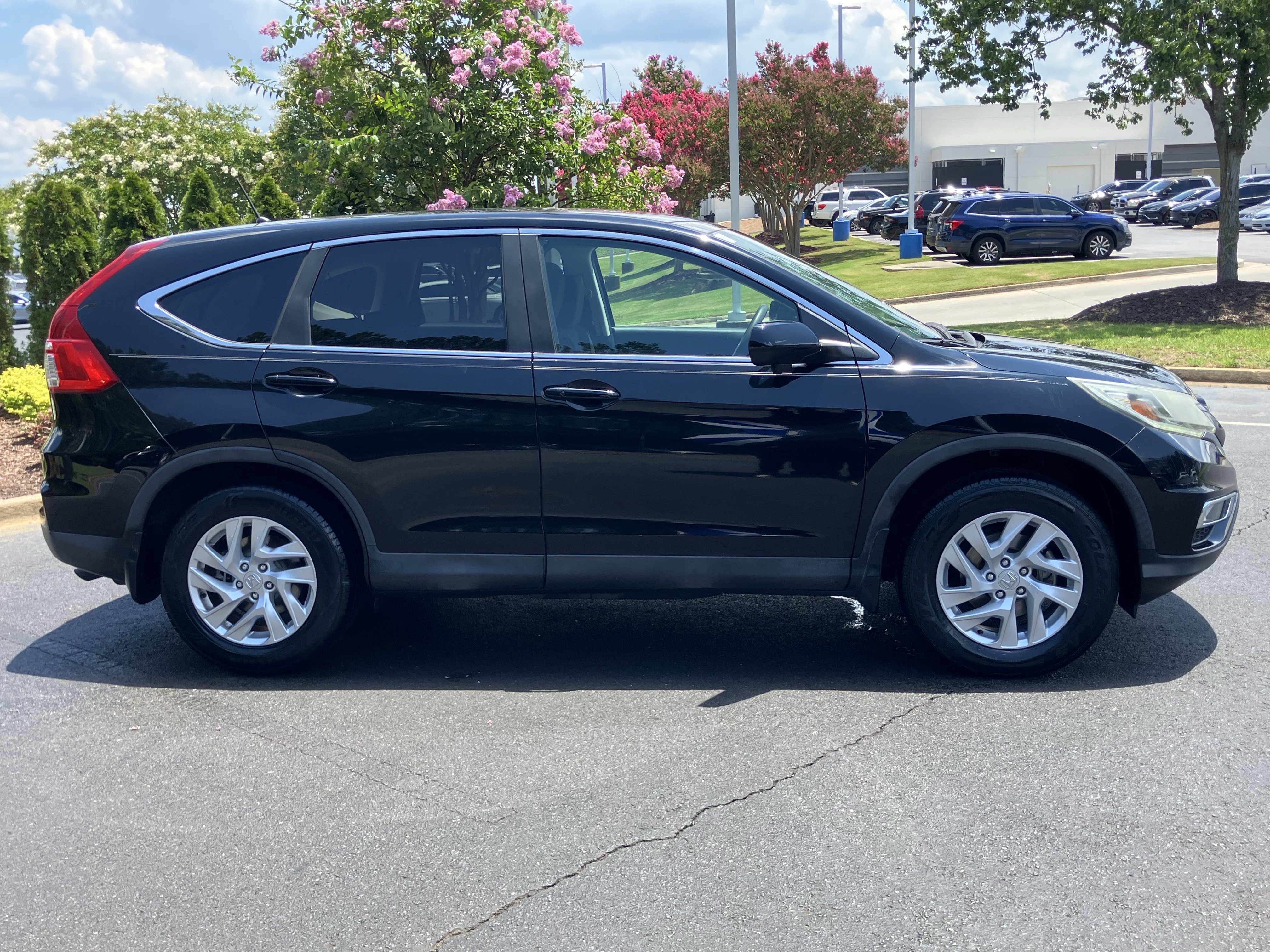 Used 2015 Honda CR-V EX image 11