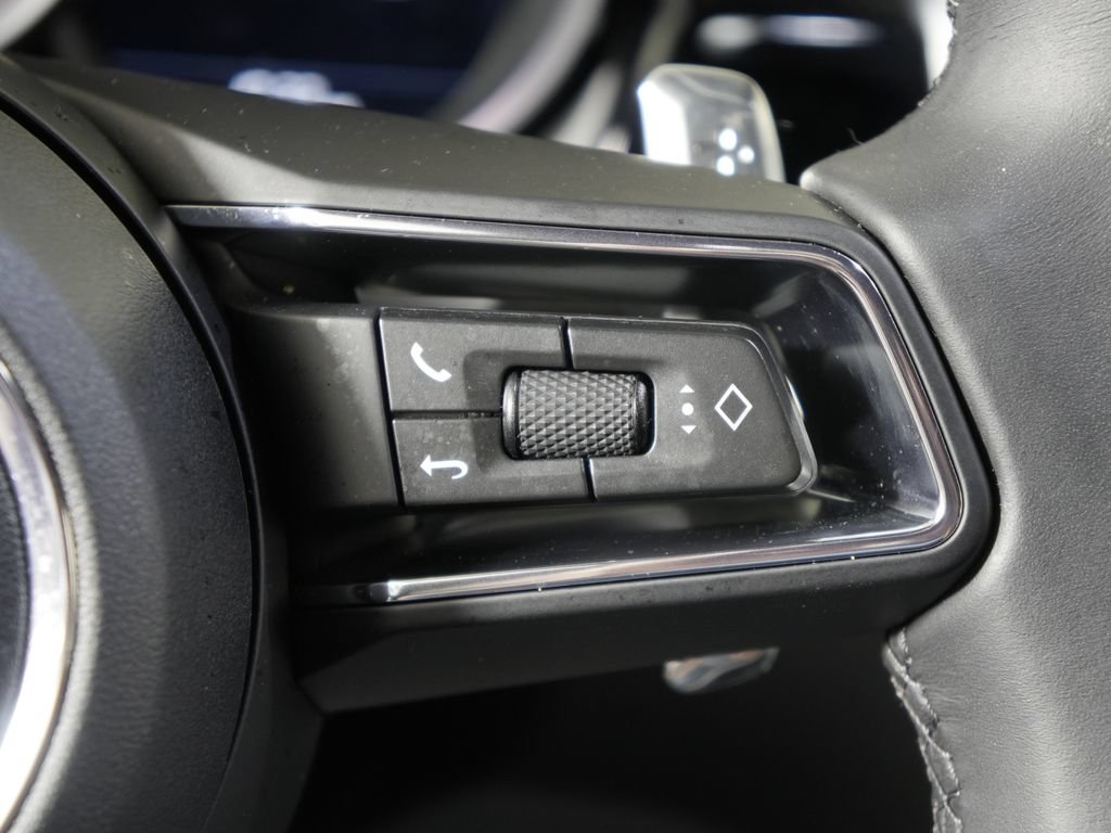Used 2026 Porsche Macan S AWD/4WD image 27