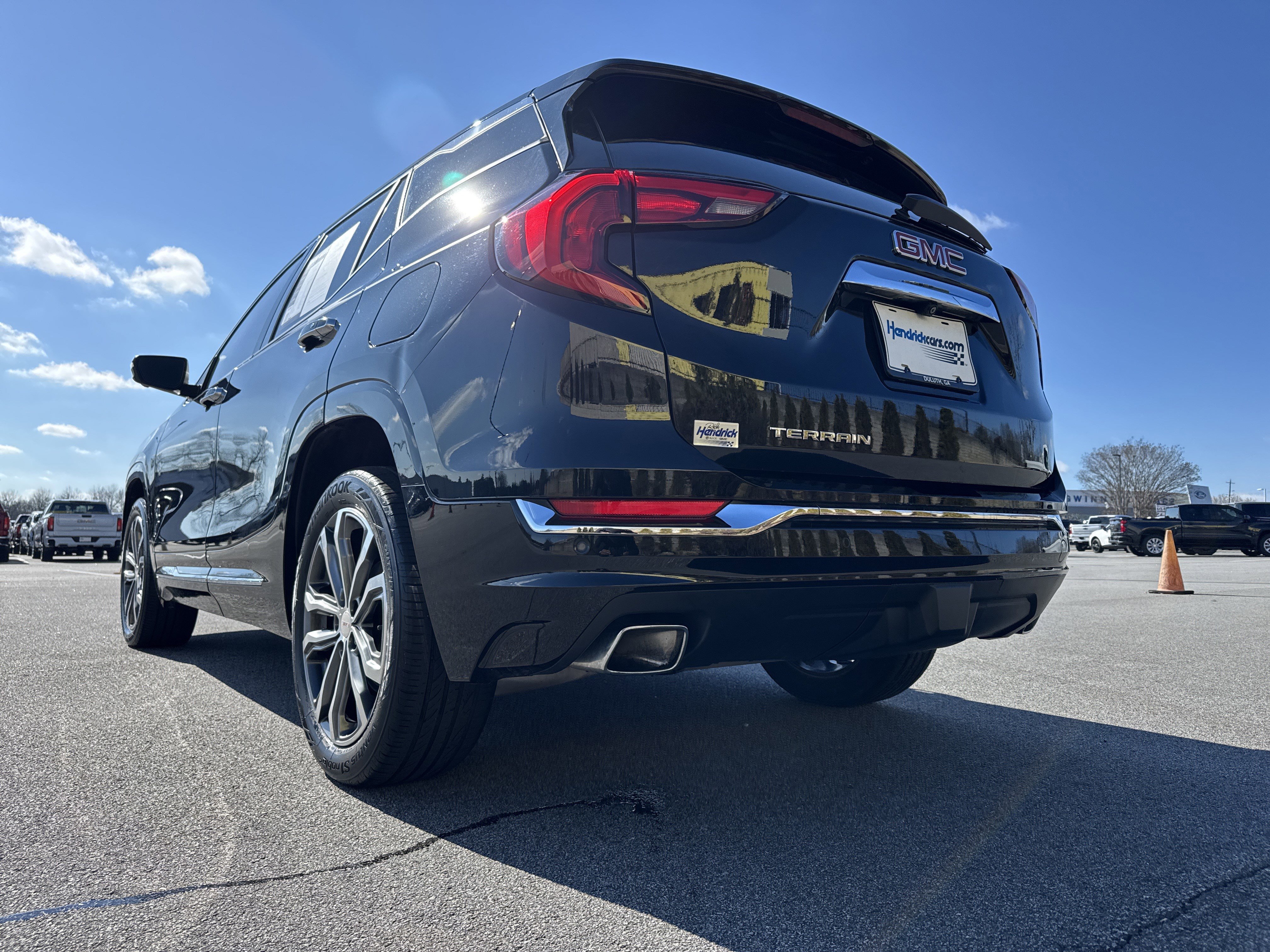 Used 2020 GMC Terrain Denali w/ Denali Premium Package image 8