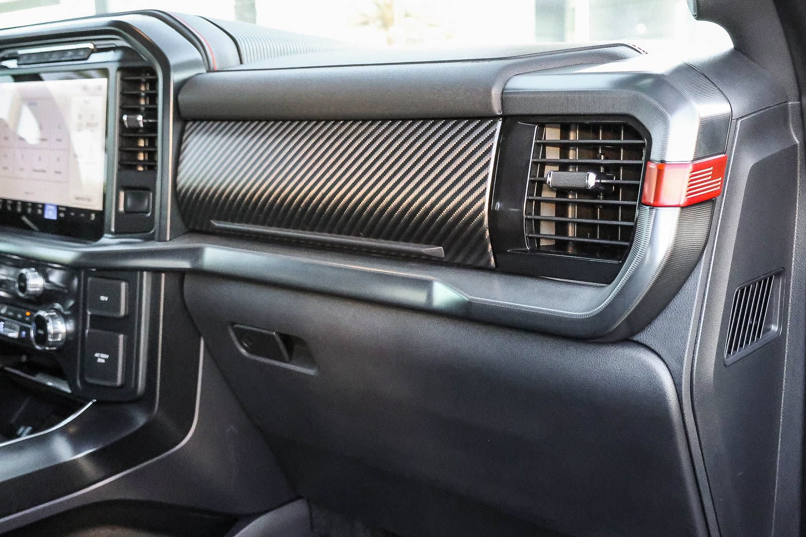Used 2024 Ford F150 Raptor AWD/4WD image 18