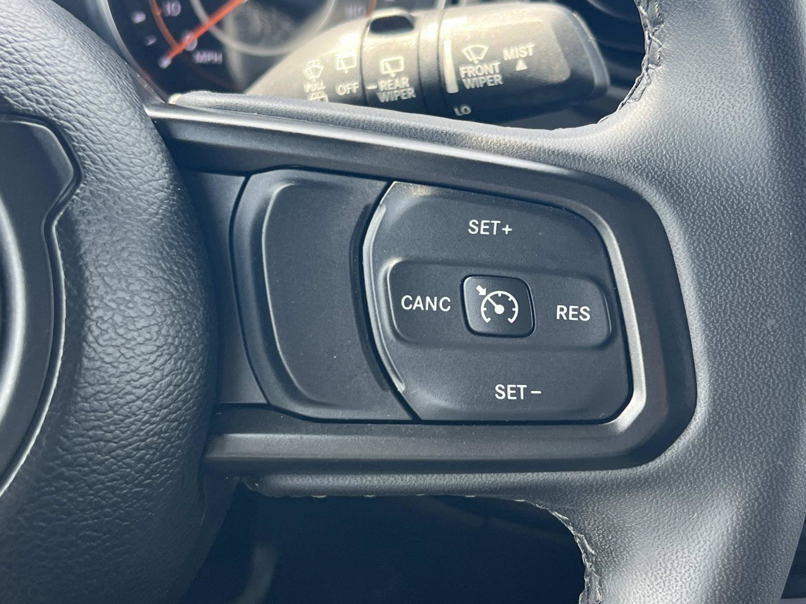 Used 2023 Jeep Wrangler Sport S image 9