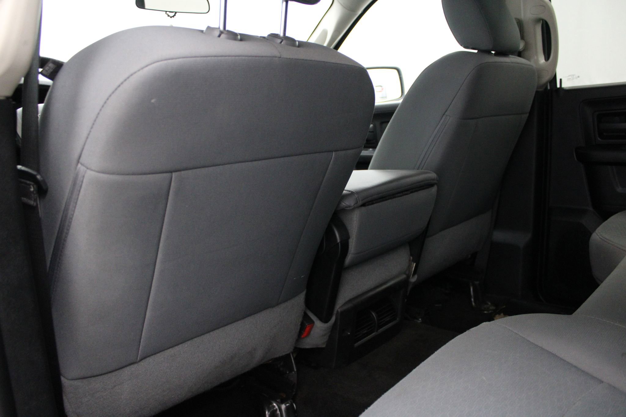 Used 2017 RAM 1500 Express AWD/4WD image 15
