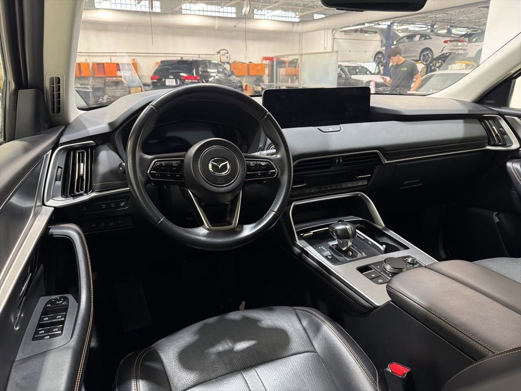Used 2025 MAZDA CX-90 3.3 Turbo w/ Premium Sport Pkg image 10