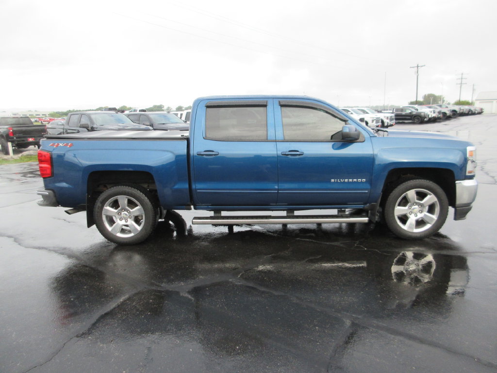 Certified 2018 Chevrolet Silverado 1500 LT w/ All Star Edition AWD/4WD image 5