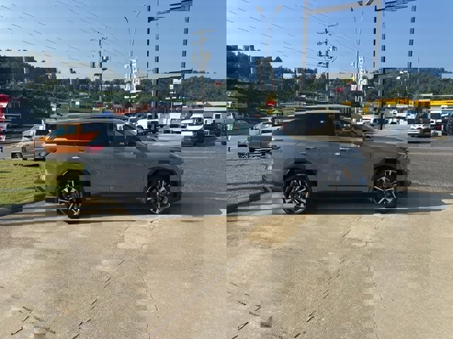 Used 2025 INFINITI QX60 Luxe image 4