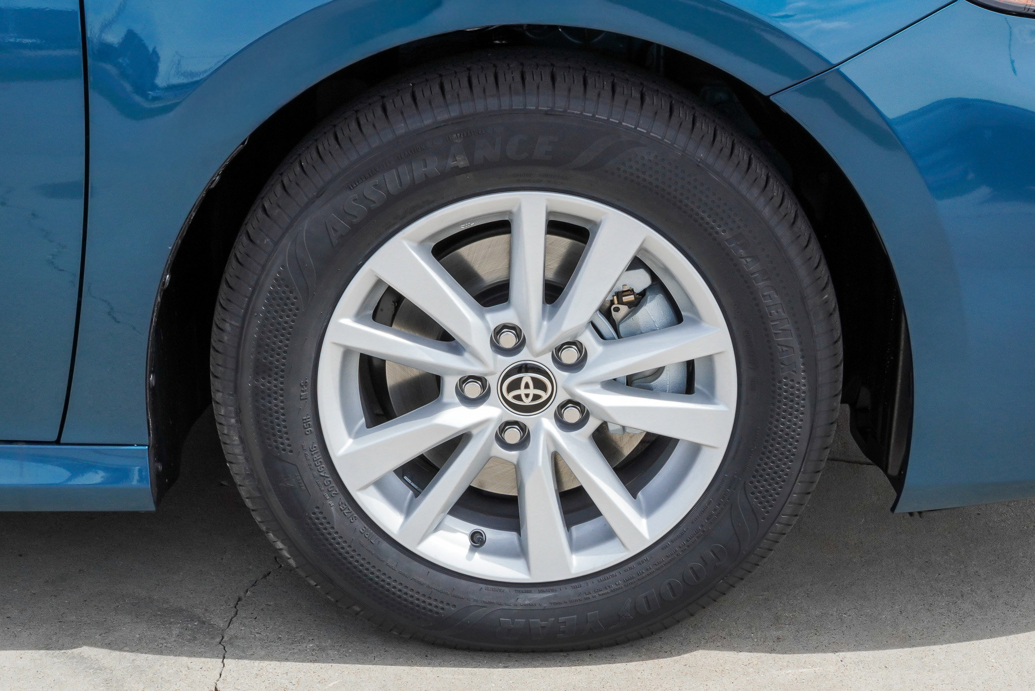 New 2026 Toyota Camry LE w/ Convenience Package FWD image 10