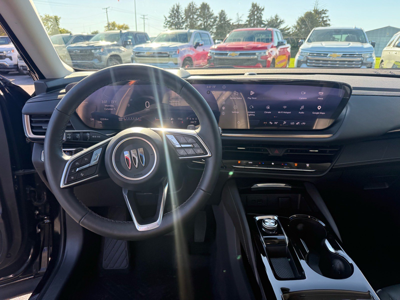Used 2025 Buick Envision Avenir AWD/4WD image 19