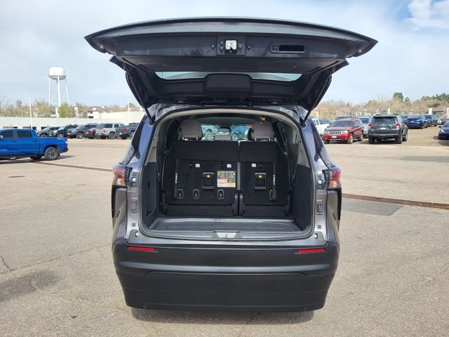 Used 2023 Toyota Sienna LE image 28