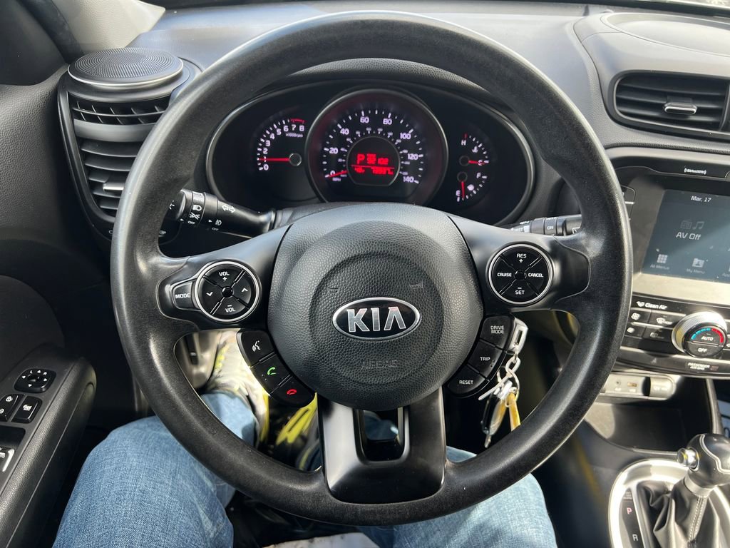 Used 2018 Kia Soul + image 18