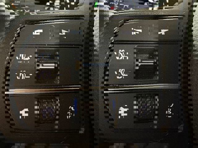 Used 2025 Honda CR-V Sport-L image 17