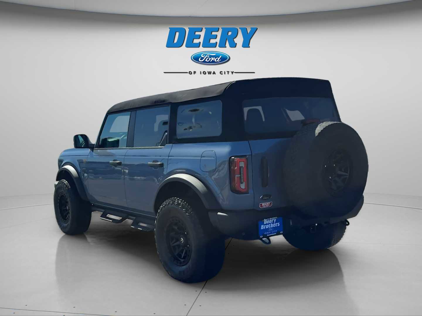 Used 2023 Ford Bronco Badlands image 4