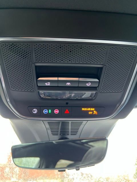 New 2025 Chevrolet Blazer EV RS image 36