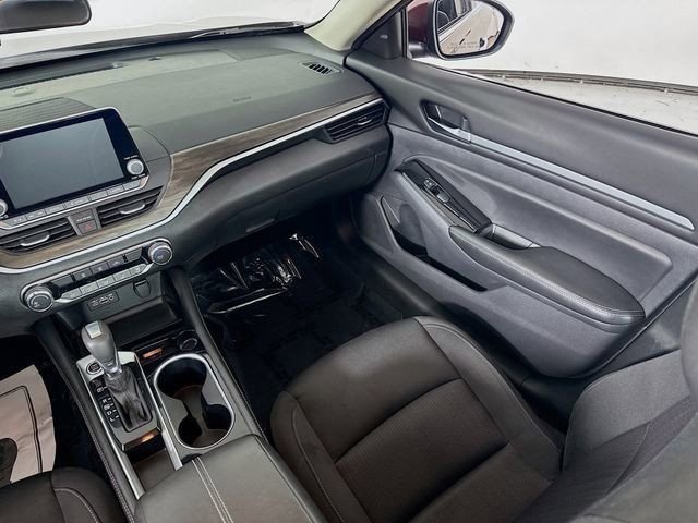 Used 2023 Nissan Altima 2.5 SV image 21