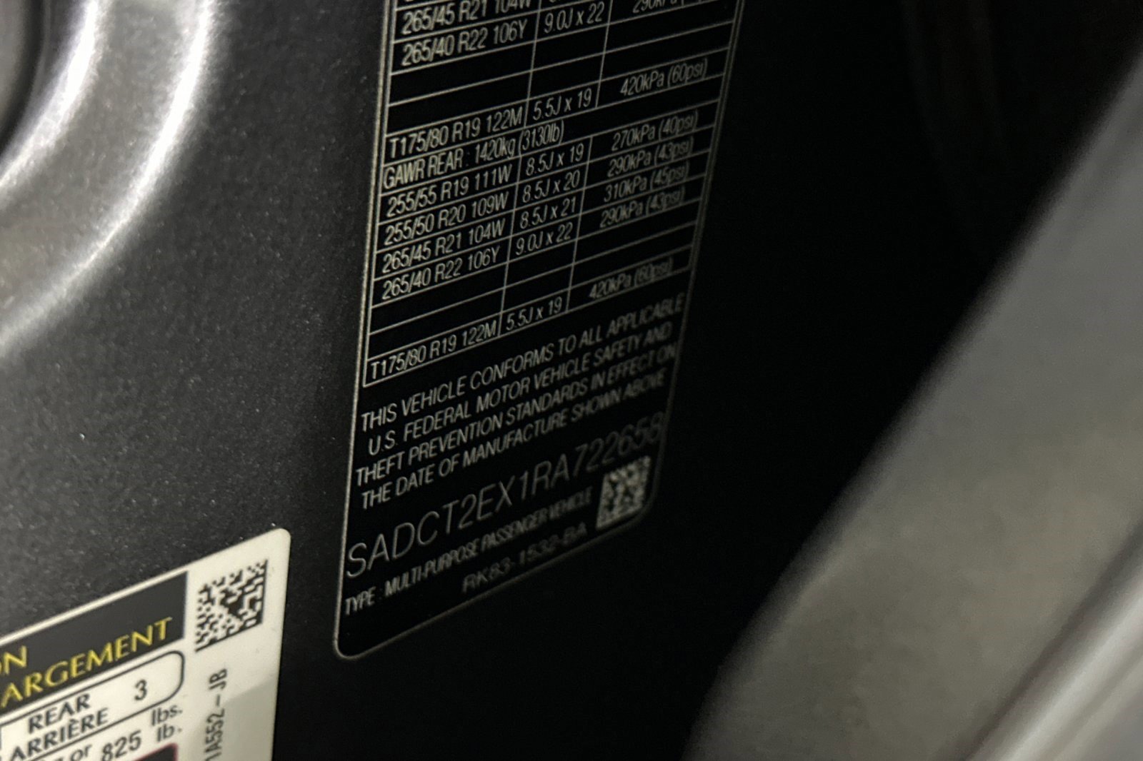 Used 2024 Jaguar F-PACE R-Dynamic S image 20