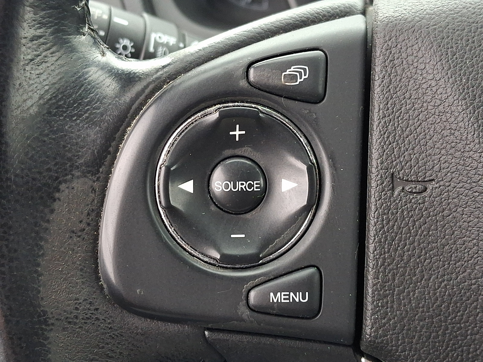 Used 2015 Honda CR-V Touring image 24