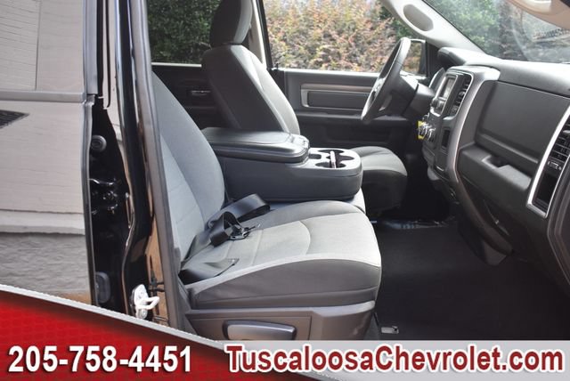 Used 2024 RAM 1500 Classic SLT AWD/4WD image 20