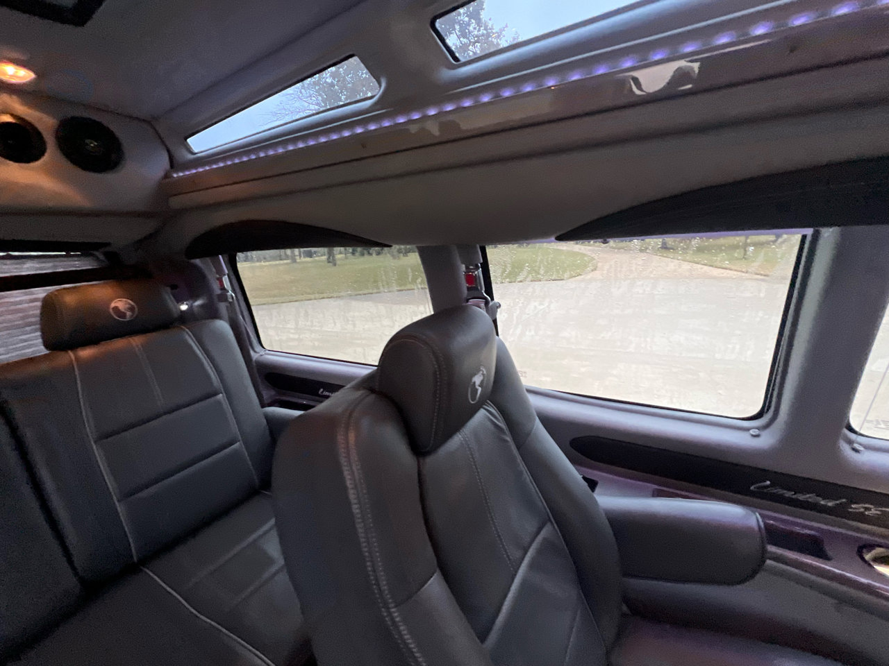 Used 2017 Chevrolet Express 2500 image 40