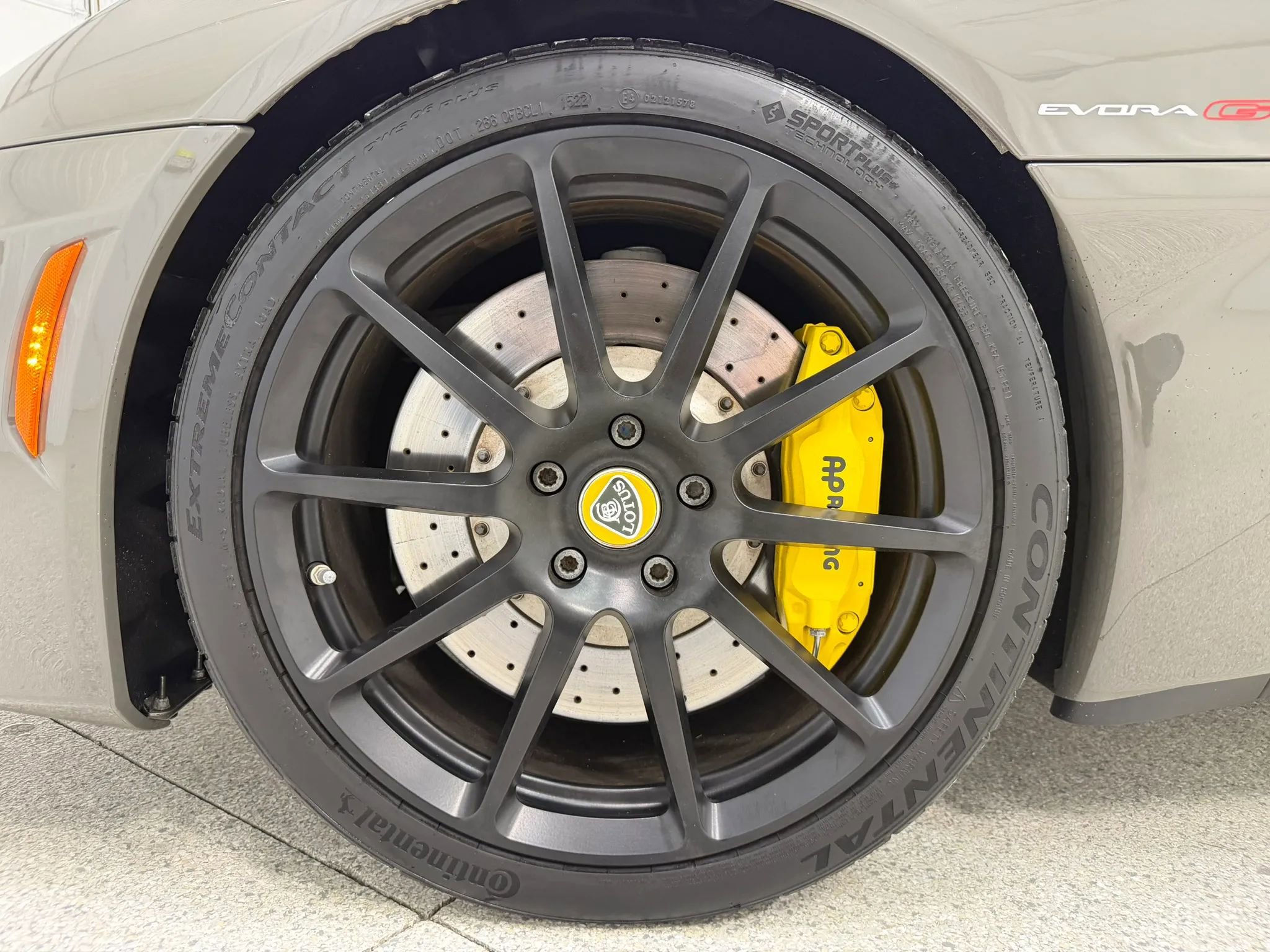 Used 2021 Lotus Evora RWD image 17