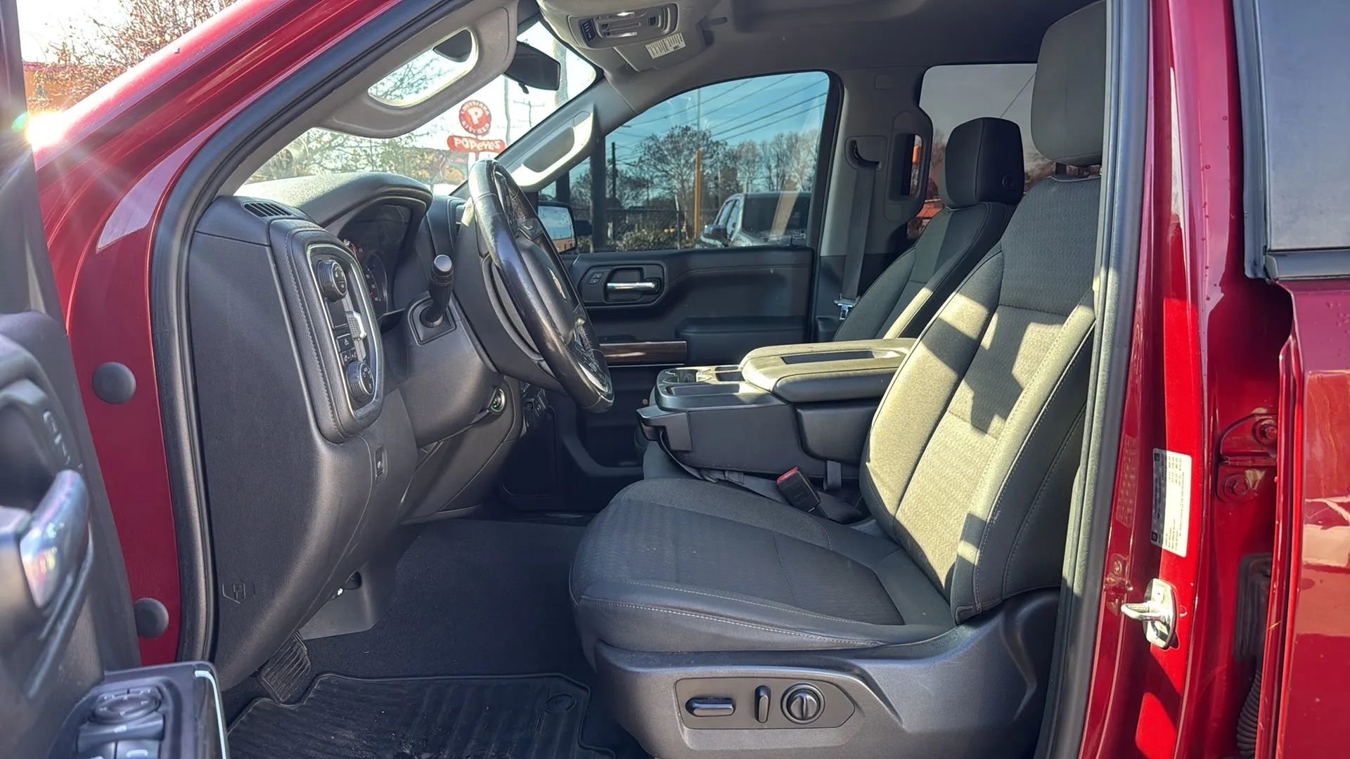 Used 2019 Chevrolet Silverado 1500 LT w/ Texas Edition image 12