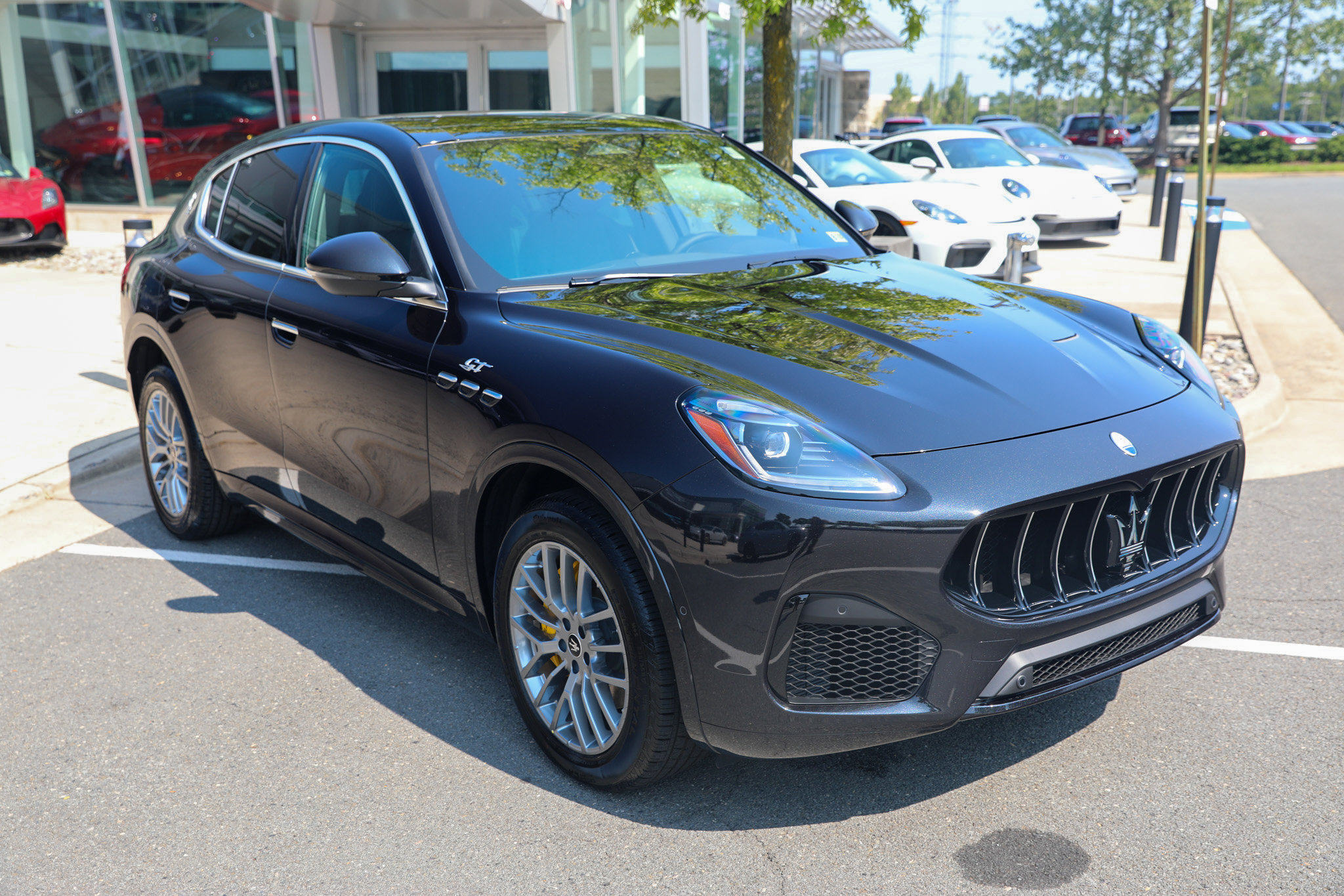 Used 2024 Maserati Grecale GT AWD/4WD image 3