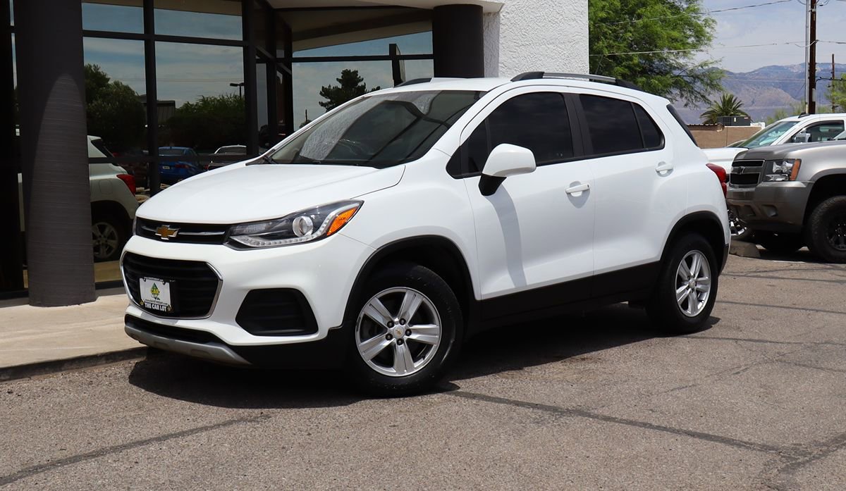 Used 2021 Chevrolet Trax LT AWD/4WD image 2