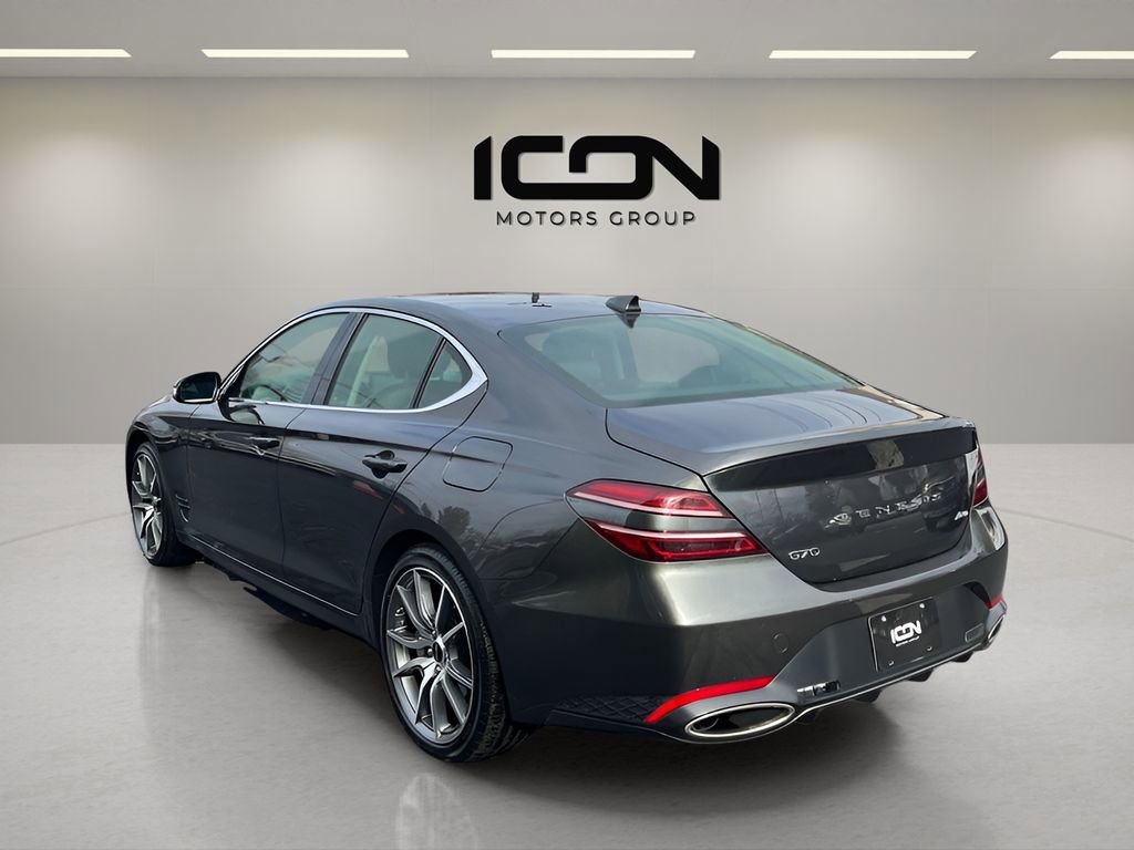 Used 2025 Genesis G70 2.5T image 3