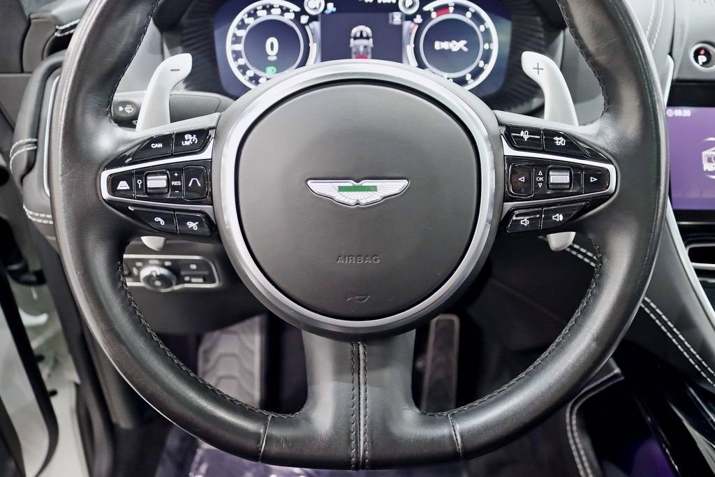 Used 2021 Aston Martin DBX AWD/4WD image 15
