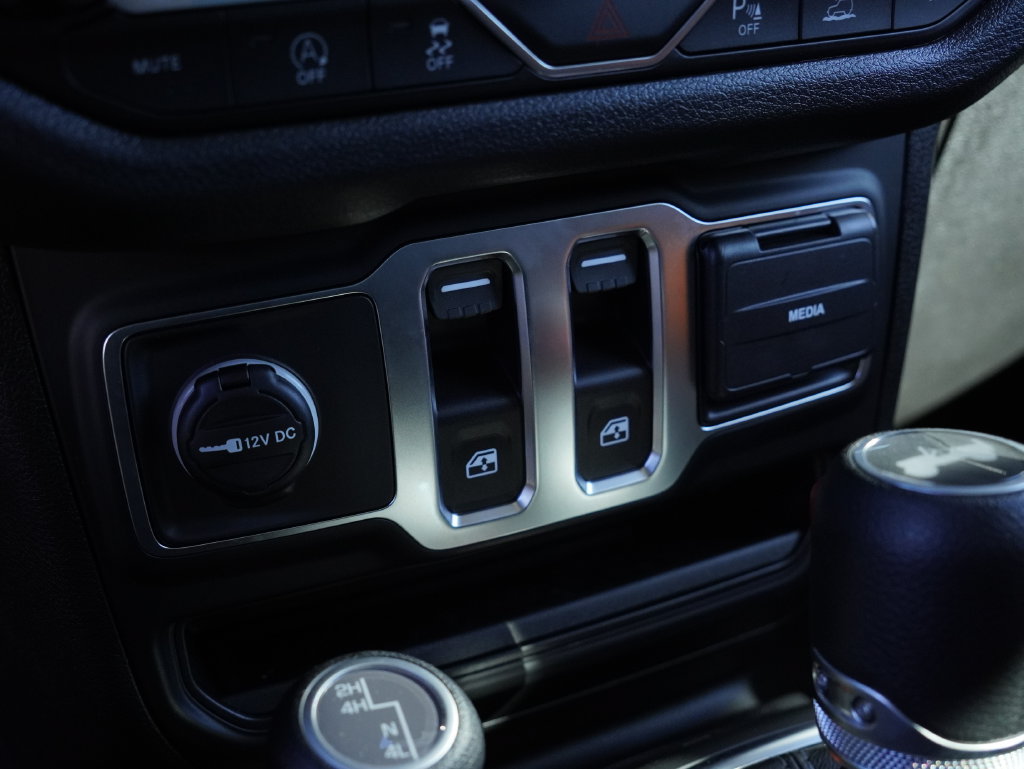 New 2026 Jeep Wrangler Sport AWD/4WD image 20