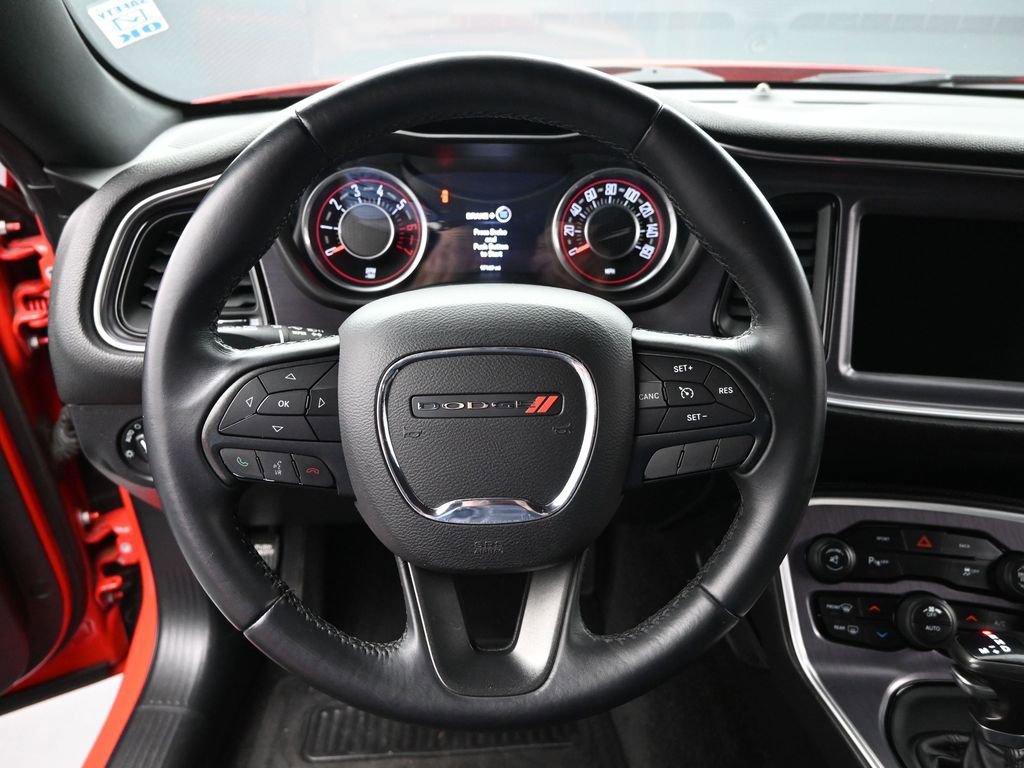 Used 2015 Dodge Challenger R/T w/ Quick Order Package 28B R/T image 24