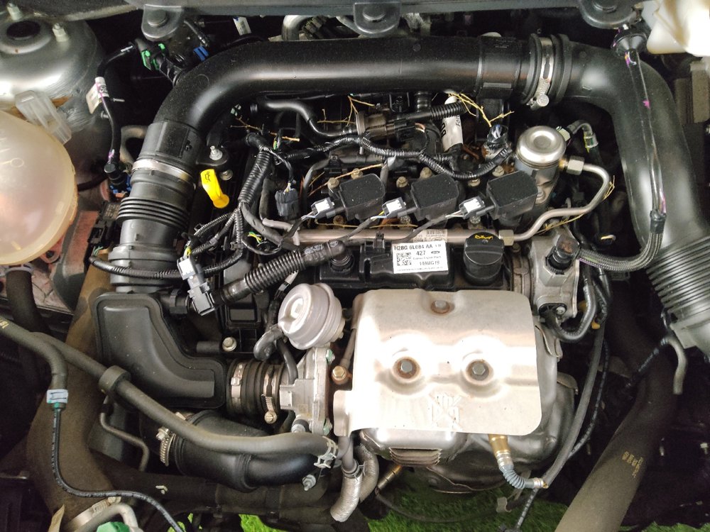 Used 2020 Ford EcoSport SE w/ SE Convenience Package FWD image 30