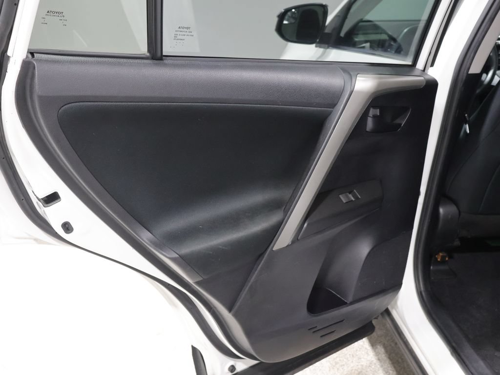 Used 2017 Toyota RAV4 LE w/ Carpet Mat Package FWD image 19