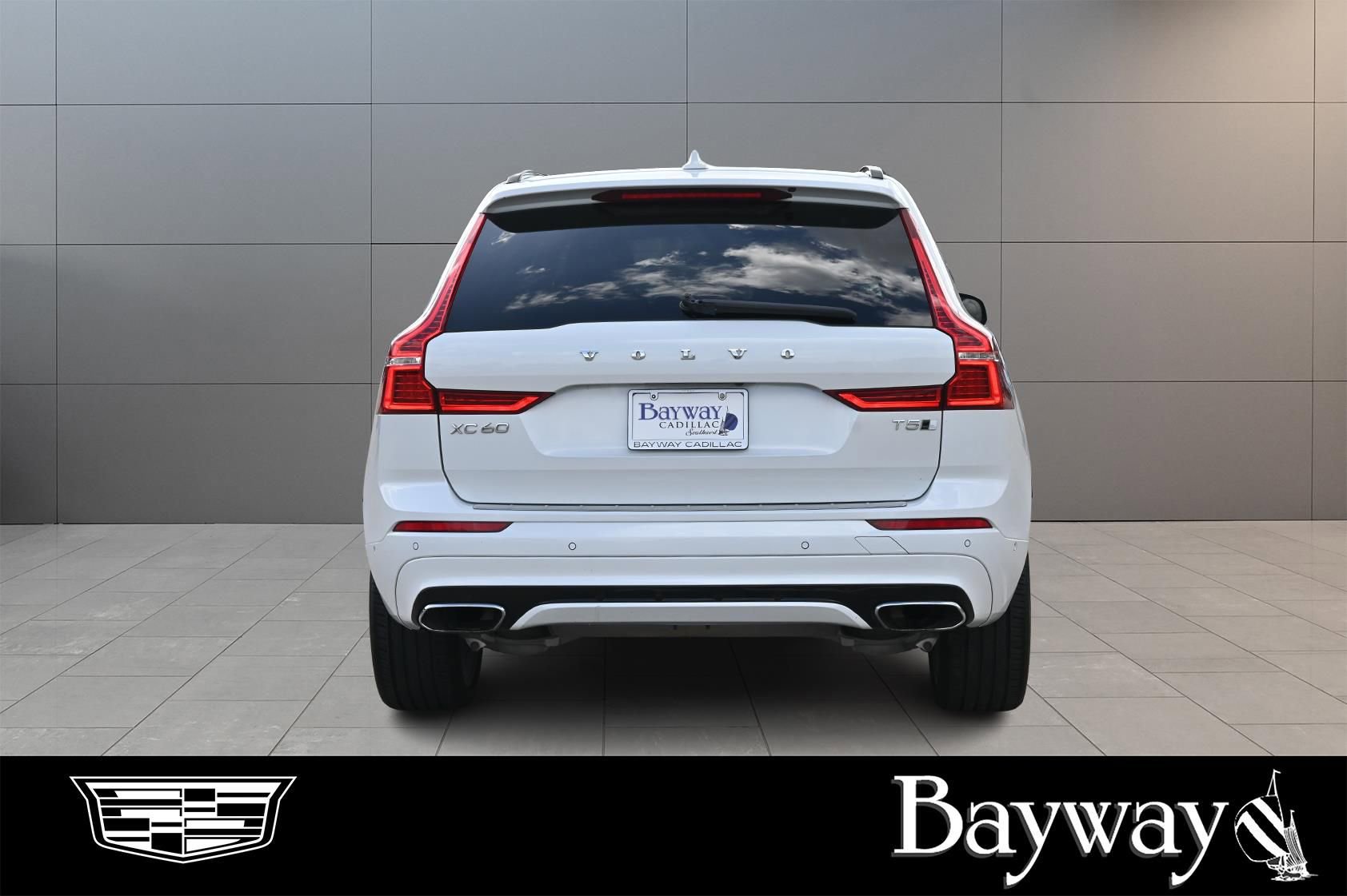 Used 2021 Volvo XC60 T5 R-Design w/ Advanced Package image 6