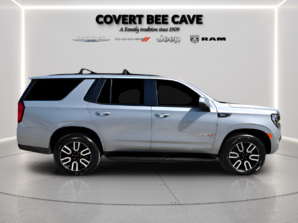 Used 2024 GMC Yukon AT4 w/ Technology Package AWD/4WD image 9