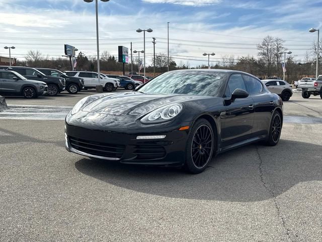 Used 2015 Porsche Panamera image 8