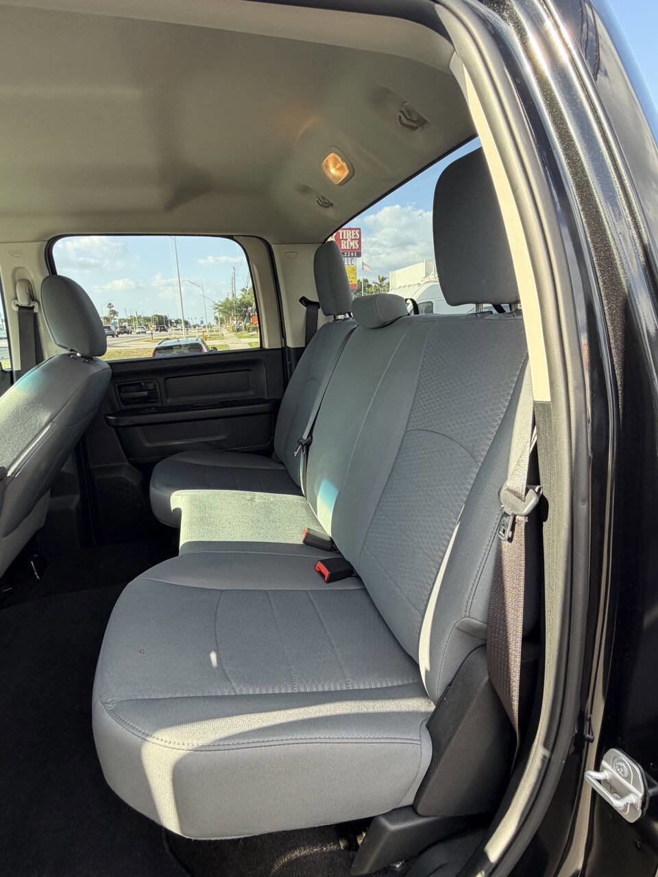 Used 2017 RAM 1500 Express w/ Express Value Package image 13