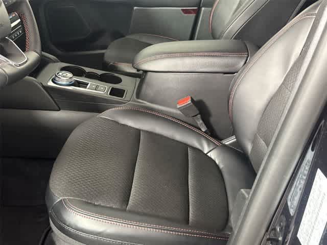 Used 2026 Ford Escape ST-Line w/ Tech Pack #1 AWD/4WD image 12