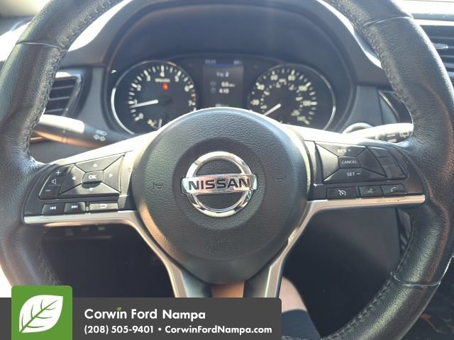 Used 2019 Nissan Rogue SV AWD/4WD image 11