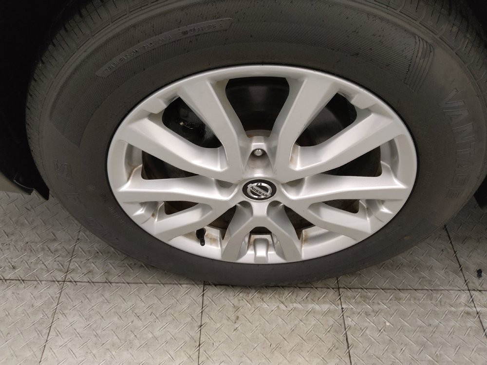 Used 2019 Nissan Rogue SV FWD image 31
