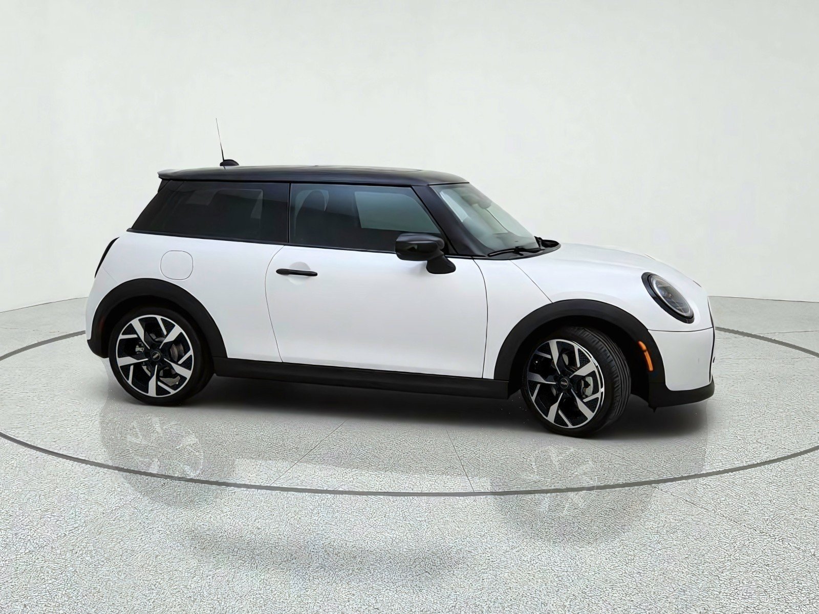 Used 2025 MINI Cooper S FWD image 6