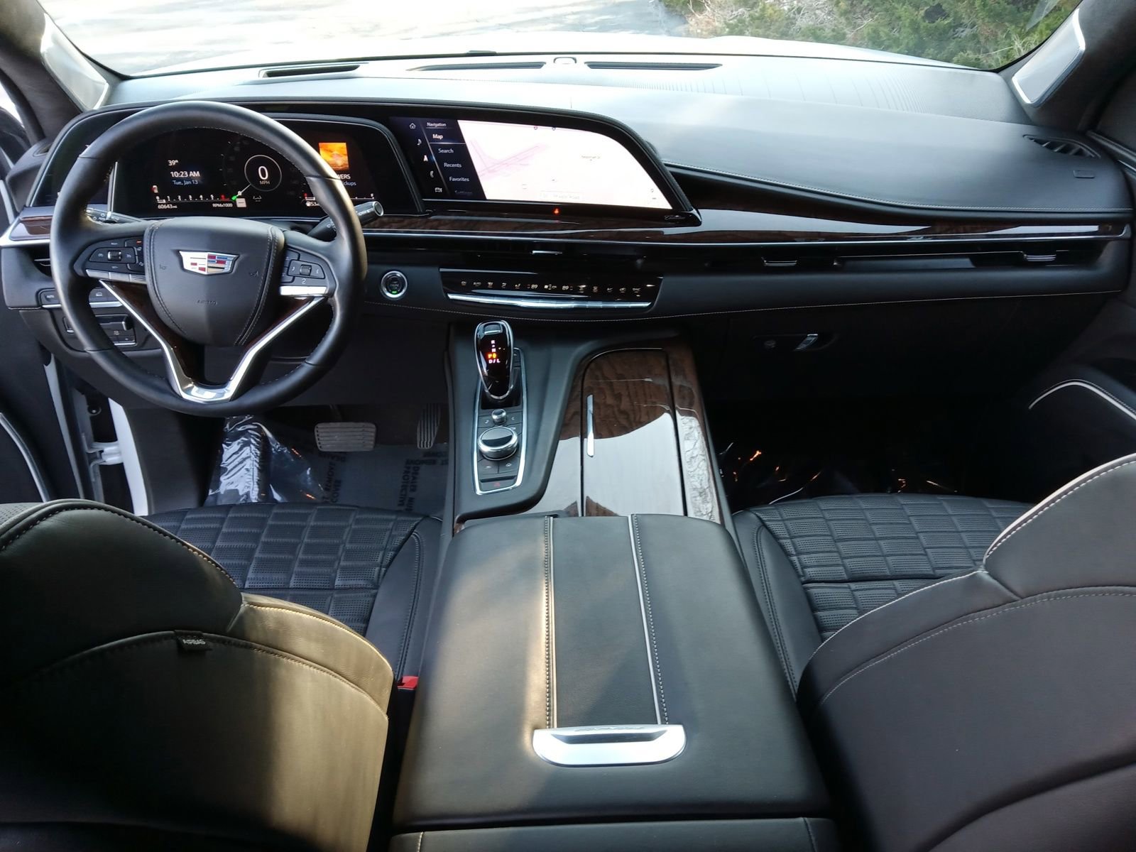 Used 2021 Cadillac Escalade Sport Platinum image 17